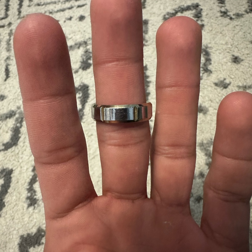 Two tone ring